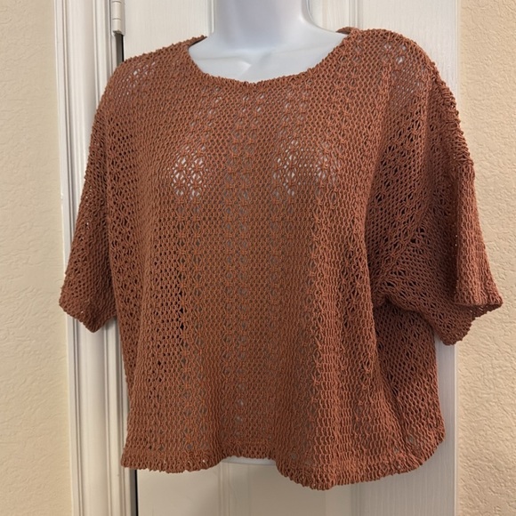 Splendid Collection Cropped Shirt - Picture 2 of 3